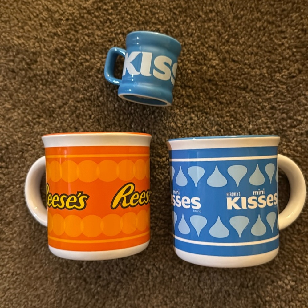 Hershey mugs